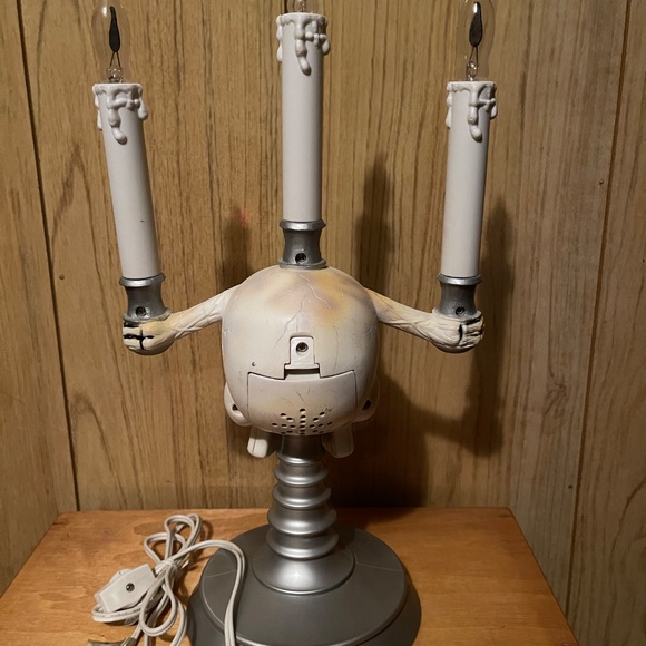 Trendmasters 1994 flickering light up scull candelabra Halloween decor - Picture 10 of 10